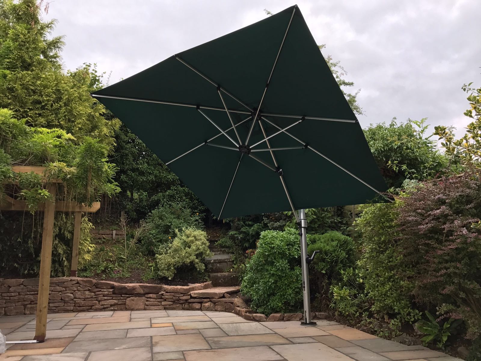 cantilever parasol
